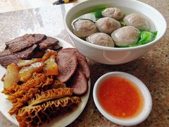 -老四家黄东明牛肉丸