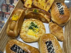 -Caidie Bakery采蝶轩(百越店)