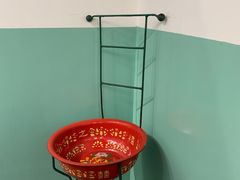 -超越炭火牛蛙火锅鸡(河东店)