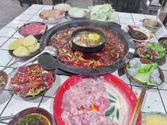 -财二舅火锅招待所