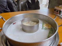 -江小渔鲜鱼火锅(冠亚星城店)