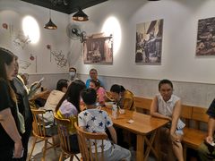 大堂-梦花街馄饨店(中华苑店)