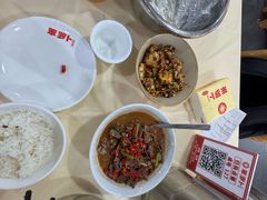 -笨罗卜浏阳菜馆(太平街店)