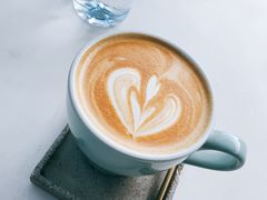 -UNI UNI(环亚凯瑟琳店)