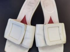 -爱革·奢品·鞋包·衣物·家居(金桥国际商业广场店)
