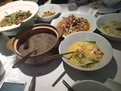 猪血盐菜汤-费大厨辣椒炒肉(高铁吾悦广场店)