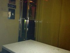 -百威KTV(恒福路店)