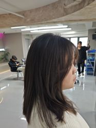 -宫铭烫发染发接发店
