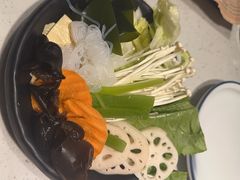 -三江源活鱼现烤(维多利摩尔城店)