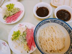 炸酱面-东四民芳餐厅(世茂工三店)