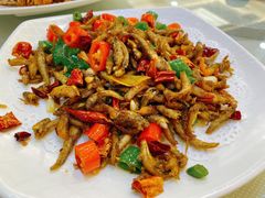 麻辣小黄鱼-新享乐海鲜(翠华路店)