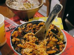 -包整·丝娃娃(一览甲秀楼风景店)