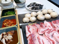 烤蘑菇-红沃鳗鱼黑牛烤肉店(不老街店)