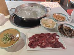 -潮牛岛·潮汕鲜切牛肉自助火锅(无锡首店)