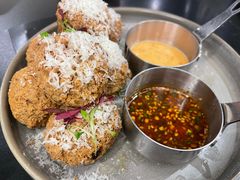 -Ameigo梅果·云贵川bistro(长宁来福士店)