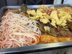 -在巷子里的烤肉店·螺蛳粉烤鱼·牛蛙(和美城店)