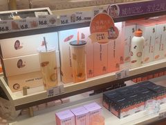 -沪上阿姨·臻选茶饮(上海环球港店)