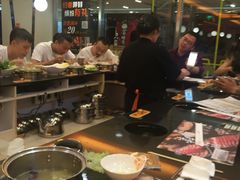 -呷哺呷哺(世贸.工三店)