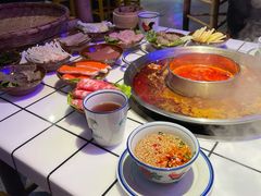 -巴隆门重庆老火锅(太湖路店)