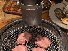 -拾勝牛·江景安格斯烧肉放题(江湾阳光天地店)