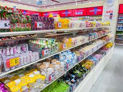 -赵一鸣零食(佛山九江镇信基广场店)