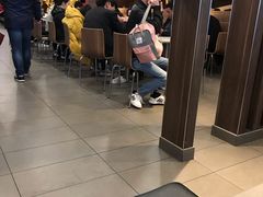大堂-麦当劳(南京南站站外店)
