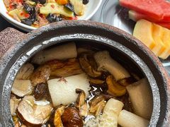 -黔蘑菇四季餐厅(观山湖店)