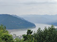 -三峡梯城