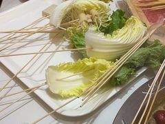 -辣八香新疆孜然串烤火锅(环球港店)
