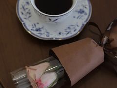 -Café Monson