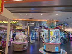 -反斗乐园π(龙华天虹店)