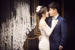 点击看大图 -GRACE KELLY婚纱与礼服(北京店)