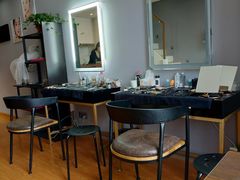 -ME觅妆·定制美妆·彩妆私教(菱角湖店)