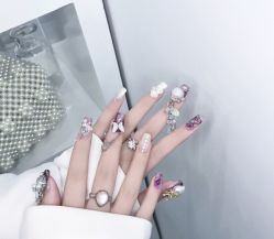 -慕拉美甲美睫皮肤管理