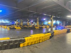 -极限PLAY运动娱乐新世界·团建派对潮玩休闲馆·室内蹦极高空游乐园
