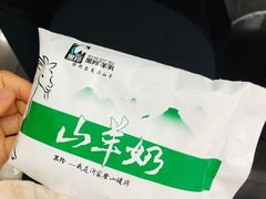 -牛奶便利(东四店)