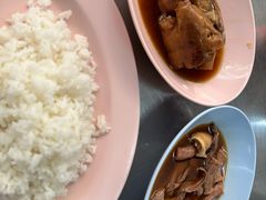 -Kha Mu Charoensang(Silom)