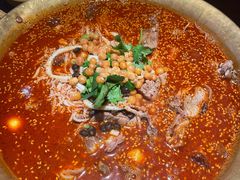 -张翻越·川渝冒菜·武汉黑鸭煲(城北万象城店)