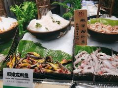 -亚马逊环球美食百汇(新城吾悦广场店)