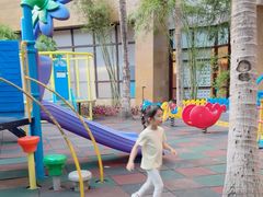 -三亚湾海居铂尔曼度假酒店