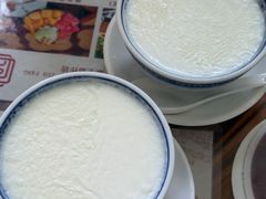 -周大娘牛乳(旧寨古村总店)