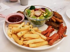 海鲜小吃拼盘-丽莎沙拉轻食餐厅(国贸店)