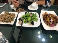 -大城·烧烤海鲜大排档(台东店)