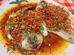 三椒蒸鲈鱼-荆九爷爆炒桥头三嫩(夫子庙店)