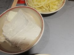 -吃城都·鱼蛙火锅(西玉龙街店)