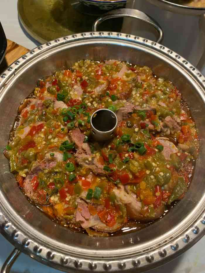 一桶江山餐厅(松北店)-"开业的时候,就来过～装修很有特色,有很多.