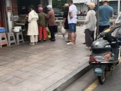 -钱记包子糕团