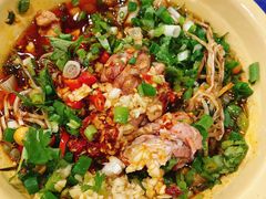冒脑花-马路边边串串香形象店(磐石路店)