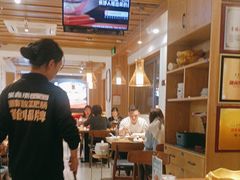 -聚鑫朋酸菜肥肠(九龙仓店)