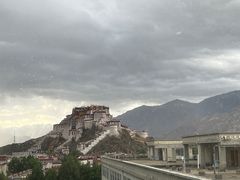 -平措康桑·和牛自助观景餐厅(布达拉宫店)